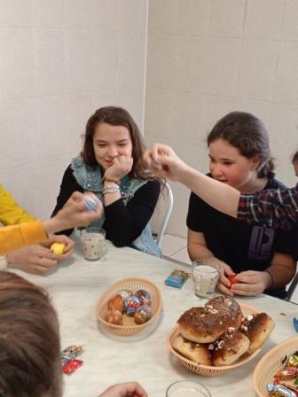 Светлый Праздник Пасхи в ЦПД "РОДНИК" Светлый Праздник Пасхи в ЦПД "РОДНИК"