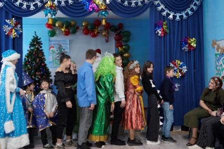 У нас прошло новогоднее представление. У нас прошло новогоднее представление.
